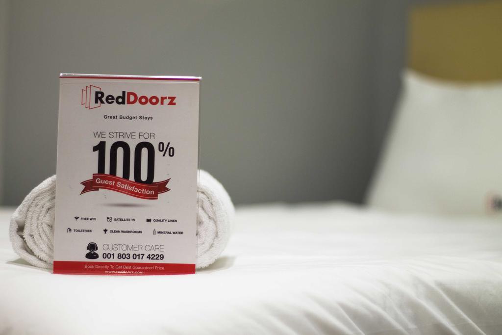 Reddoorz @ Menteng Jacarta Exterior foto